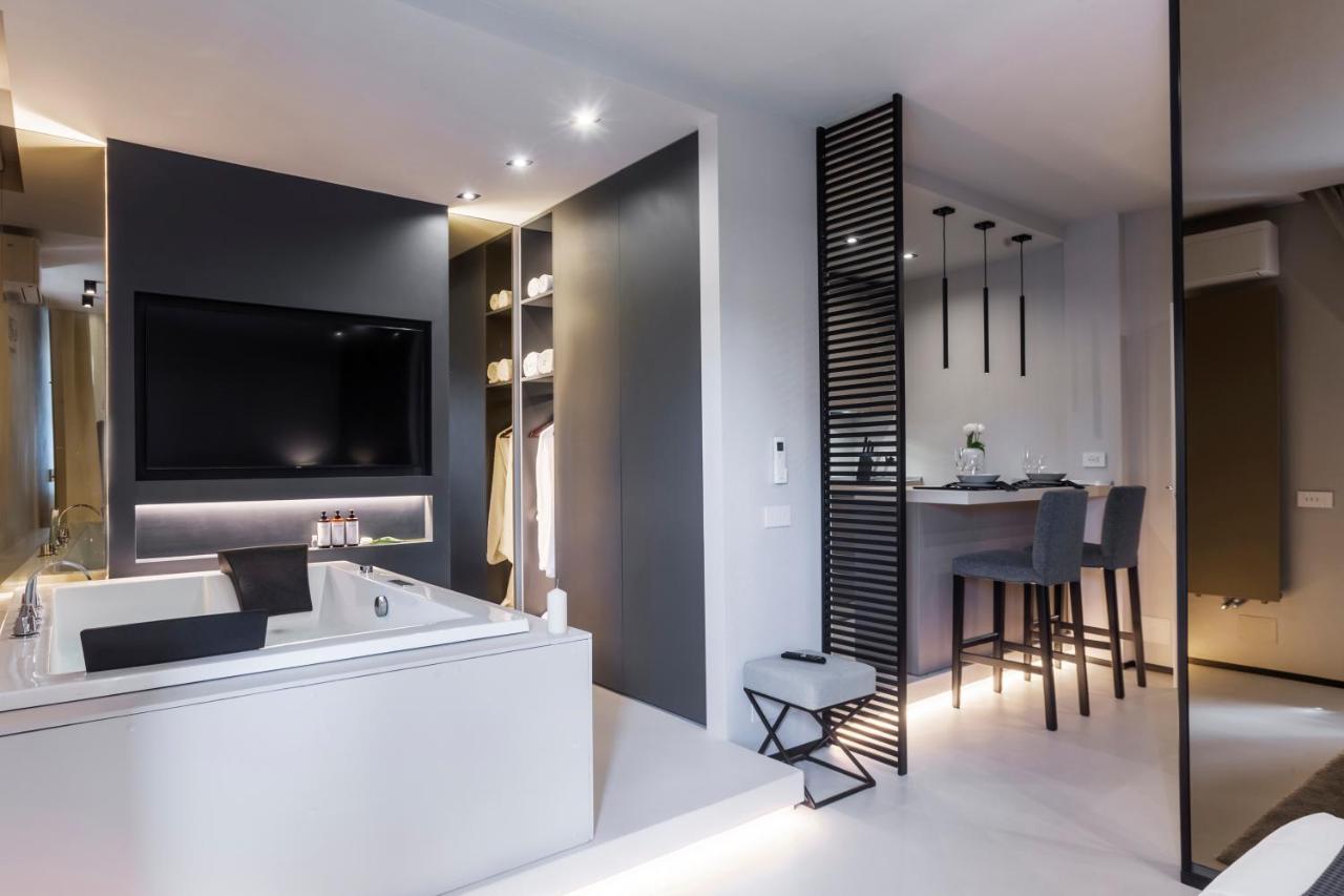 Ostia Holiday Greed Lounge Privee Εξωτερικό φωτογραφία